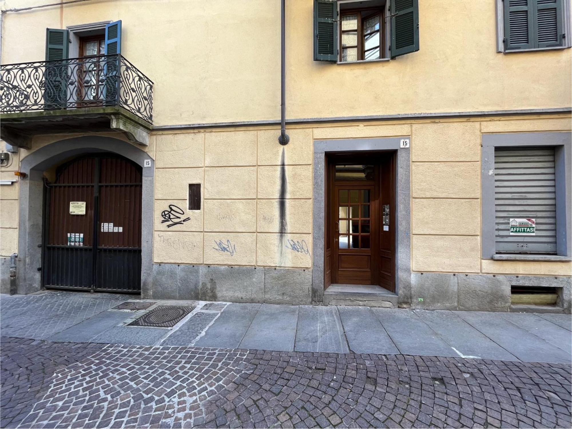 L'Appartamento Di Ringhiera Biella Exterior foto